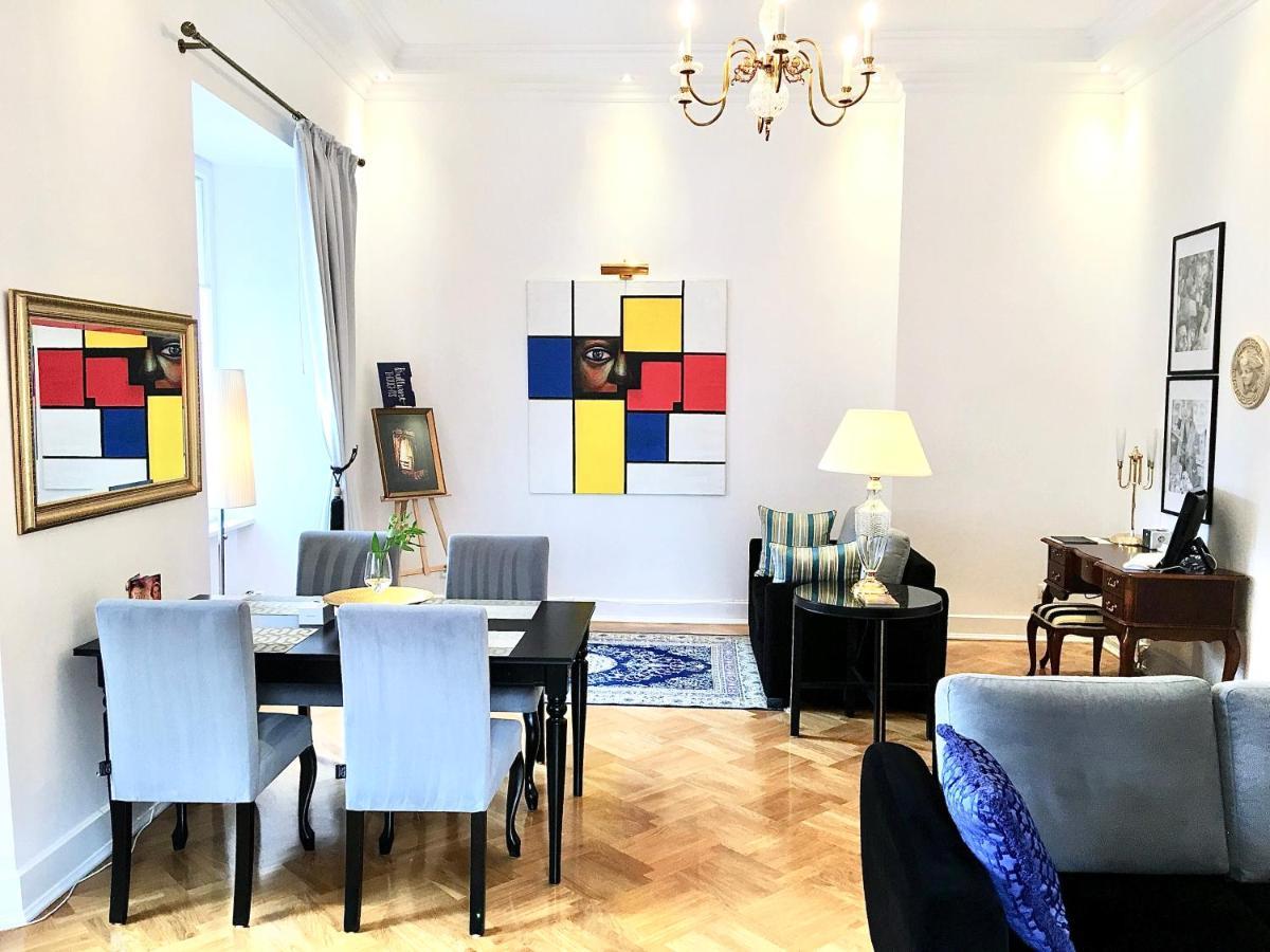 Luxury Suites & Apartments Mondrian Market Square II Варшава Экстерьер фото
