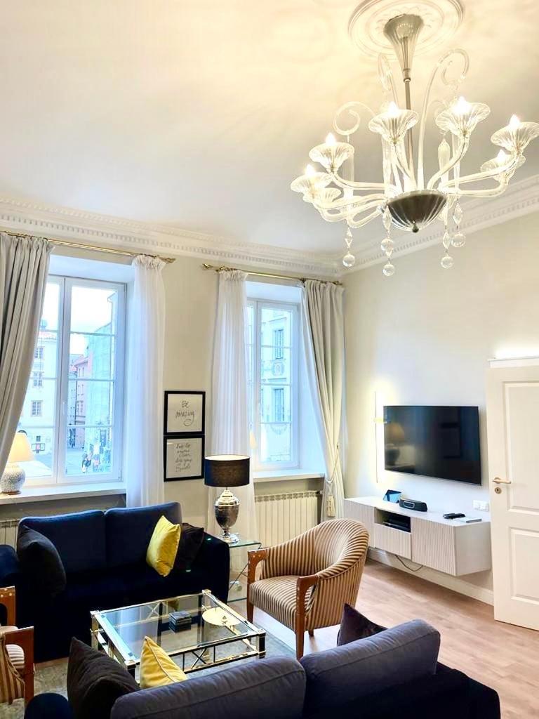 Luxury Suites & Apartments Mondrian Market Square II Варшава Номер фото